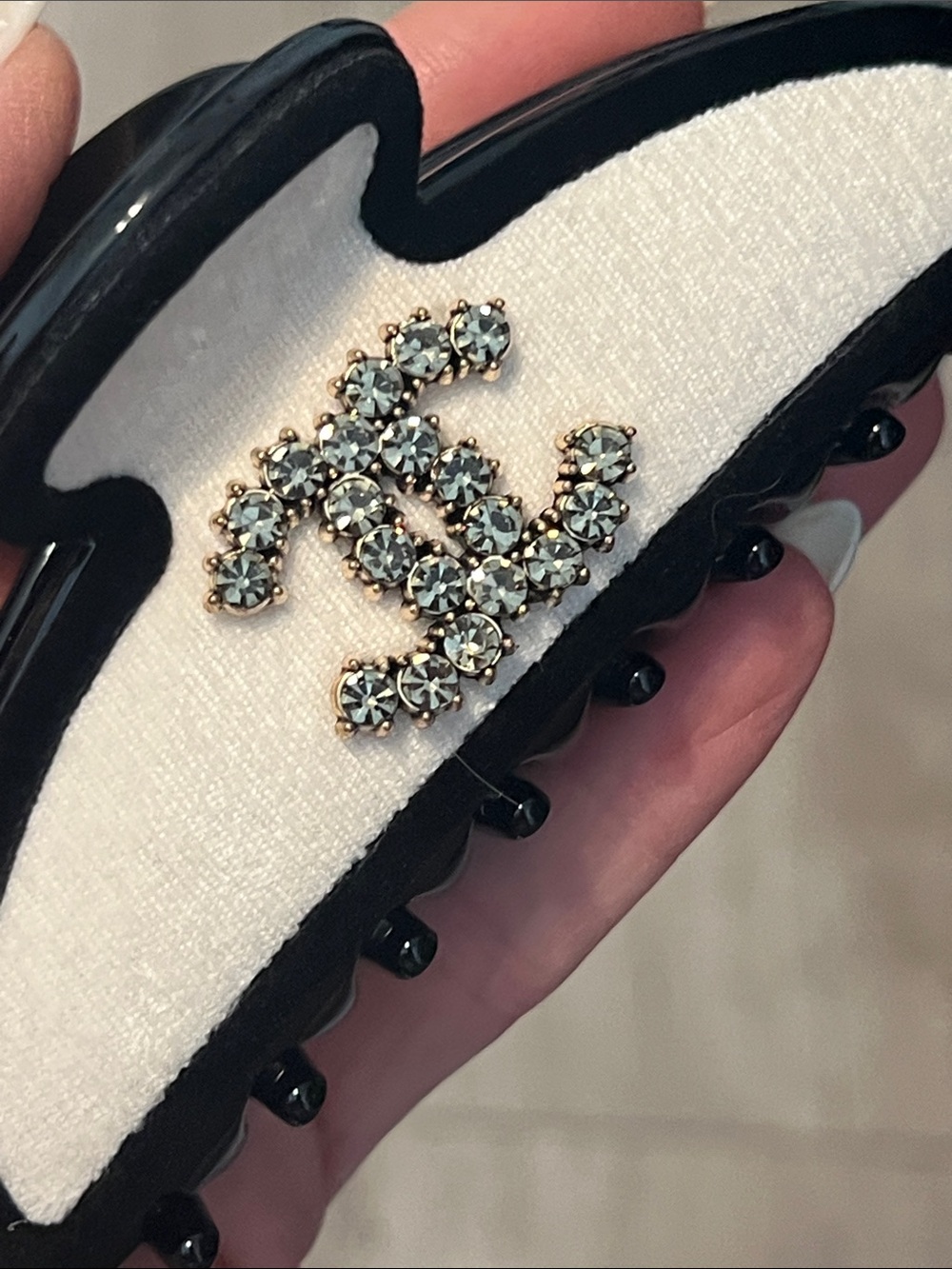 Crystal-Embellished Black & White Hair Claw